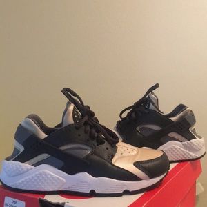 Nike Women’s Air Huarache Run